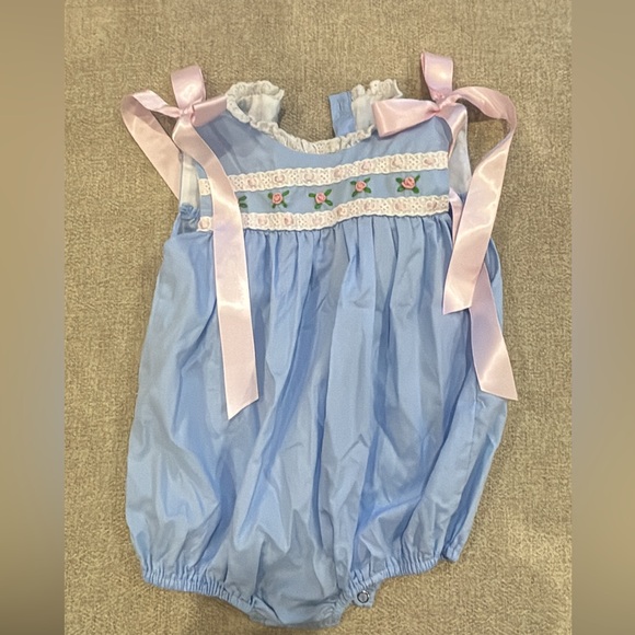 Other - Blue and pink bubble